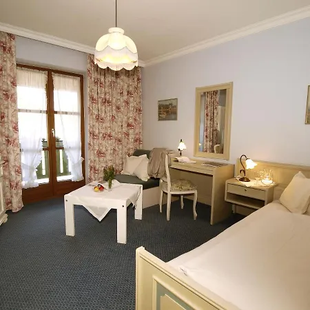 Xundheits Hotel Garni Eckershof-2